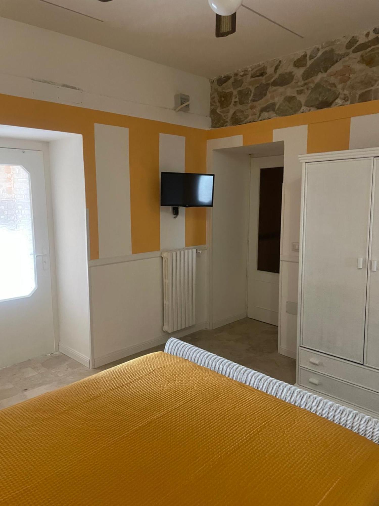 B&B Villa Delle Rondini วิโบ วาเลนเซีย มารินา ภายนอก รูปภาพ