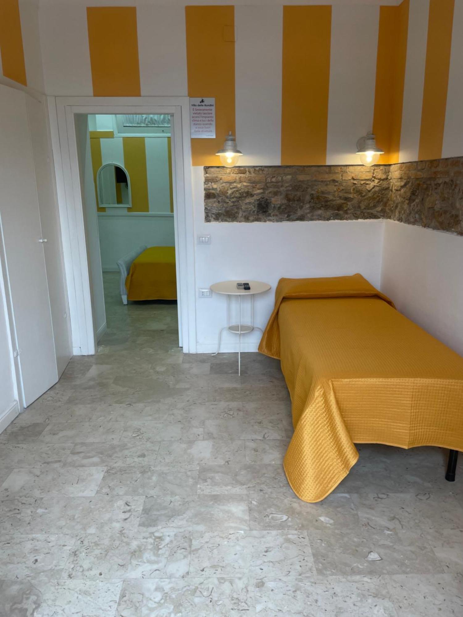 B&B Villa Delle Rondini วิโบ วาเลนเซีย มารินา ภายนอก รูปภาพ
